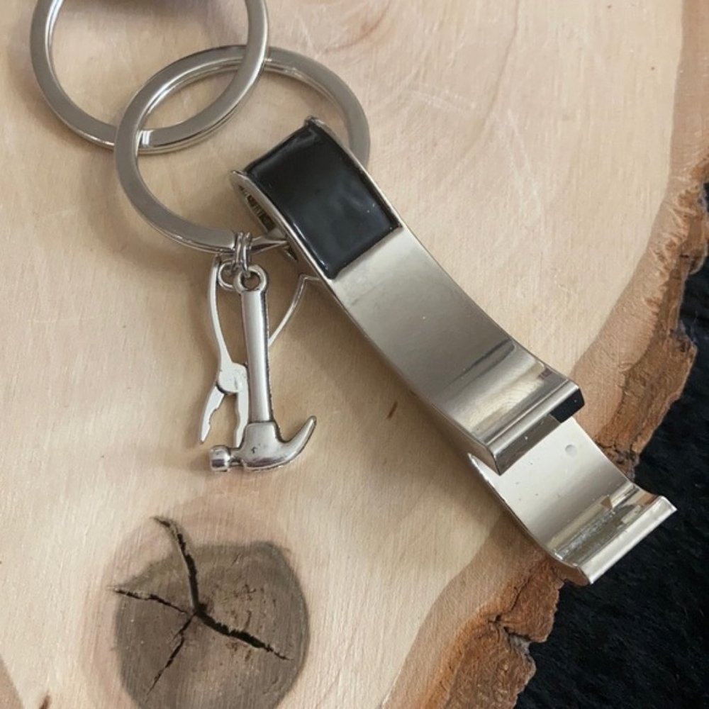 Grandpa 👴 tools 🛠 tools 🧰 can opener keychain - Picture 2 of 7